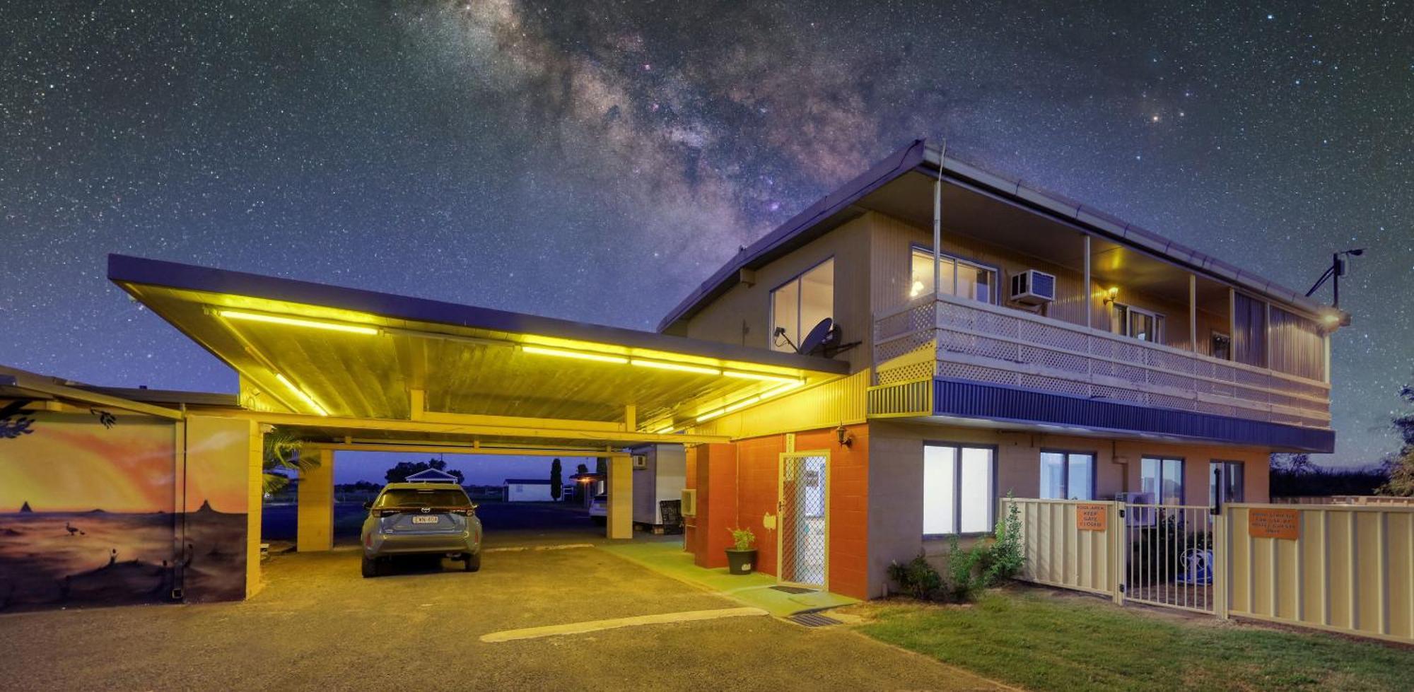Artesian Motor Inn Coonamble Eksteriør bilde