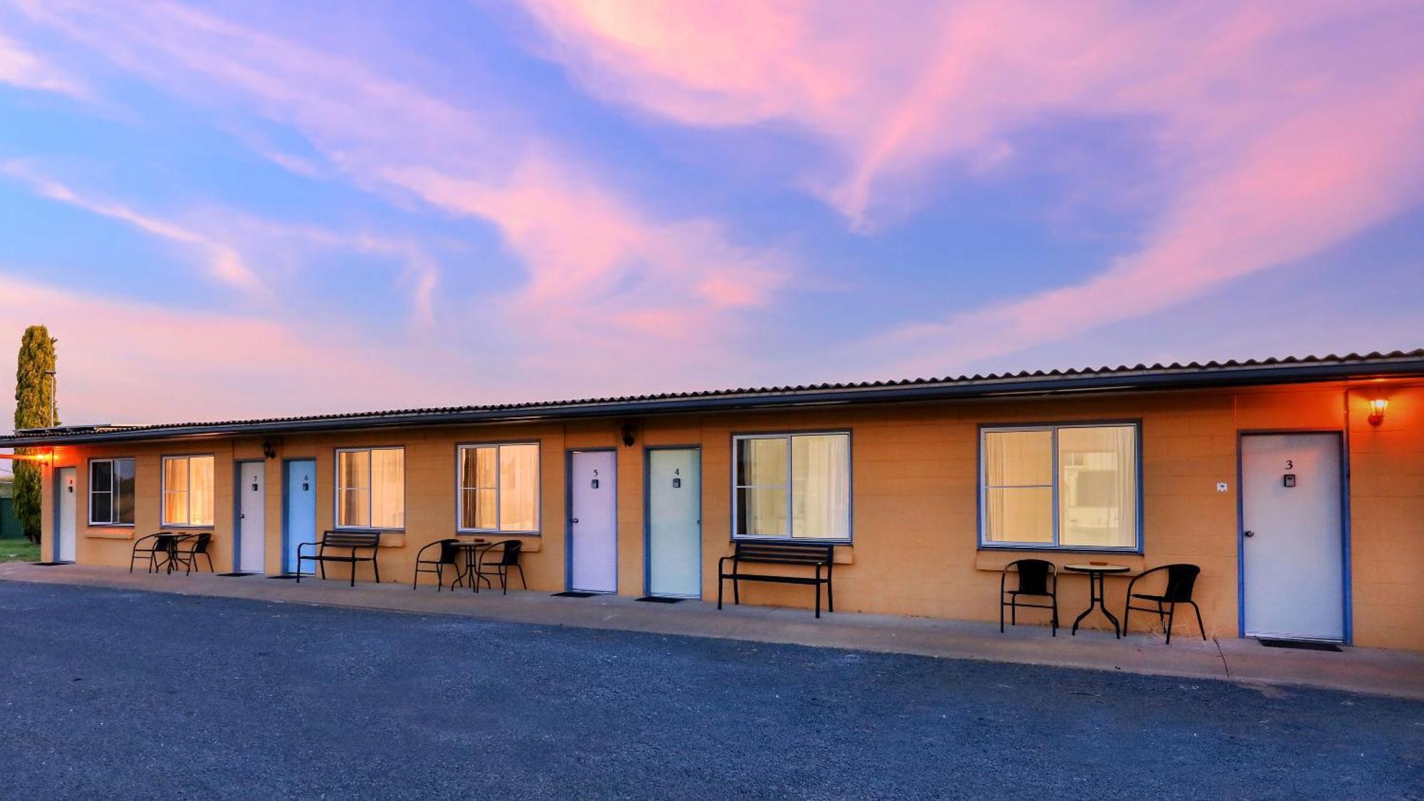 Artesian Motor Inn Coonamble Eksteriør bilde